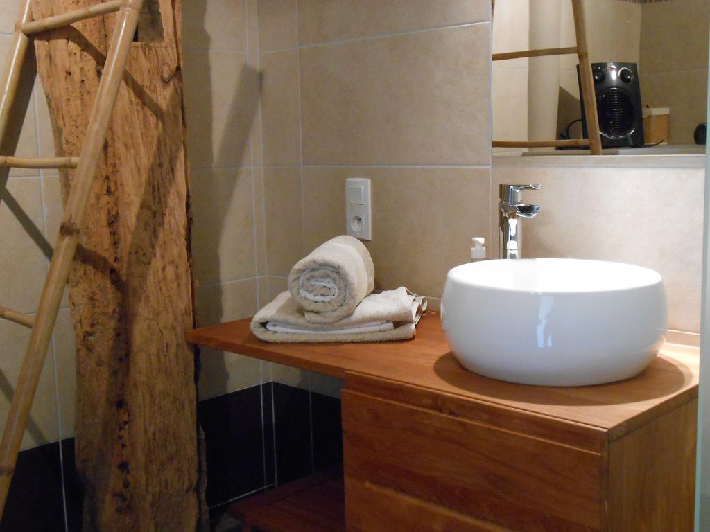 Bed and Breakfast Les Grands Pres Geney Pokój zdjęcie